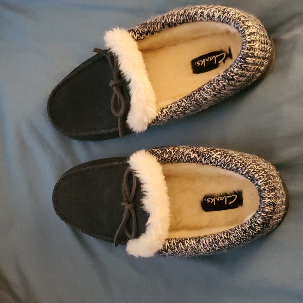 Clarks Slippers lds sz 8